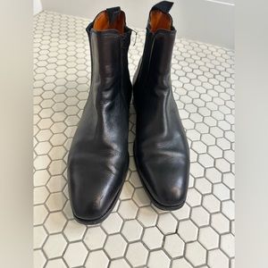 Carmina Chelsea boot. Size 6.5 UK size 9US